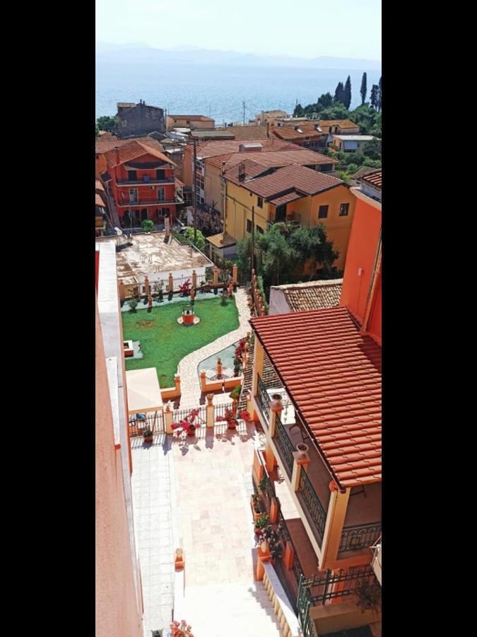 Corfu Sunflower Apartments Benitses  Dış mekan fotoğraf