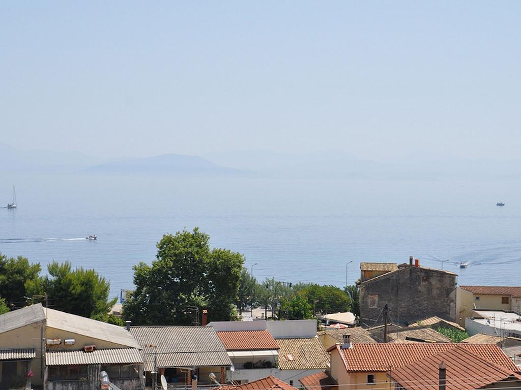 Corfu Sunflower Apartments Benitses  Dış mekan fotoğraf